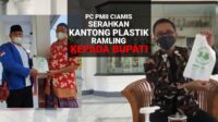 Kantong Keresek Daging Kurban Bisa Merusak Lingkungan