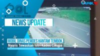 Mobil Dinas Desa Menghantam Tembok, Tiga Nyaris Tewas