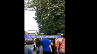 Rem Blong Mobil Elf Seruduk Rumah di Cikoneng Ciamis