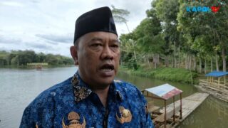 Dongkrak Potensi Wisata, Upacara Sumpah Pemuda Dilaksanakan di Atas Rakit