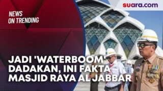 Sederet Fakta Masjid Raya Al Jabbar yang Malah Danaunya Mendadak Jadi ‘Waterboom’
