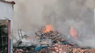 Pasar Besi Cikurubuk Terbakar