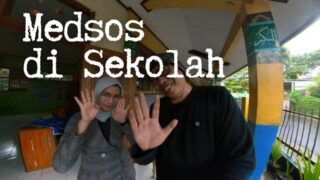 Belajar Menyenangkan: Guru Muda Ini Manfaatkan Medsos Saat Mengajar