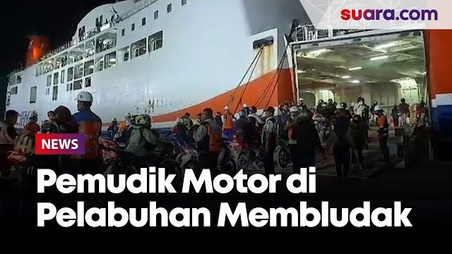 Pemudik Motor di Pelabuhan Ciwandan Membludak