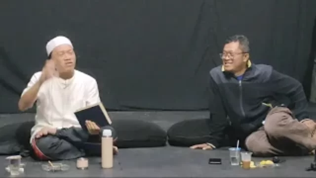 Ngadebus l Tuhan Vs Google