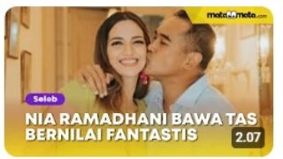 Serasa Nenteng Toyota Avanza, Potret Nia Ramadhani Bawa Tas Mini Bernilai Fantastis