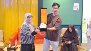 28 Juta Penduduk Indonesia Mengalami Tekanan Mental, Taman Jingga & Kopi Siloka Inisiasi ‘Ngopi Curhat’ di Tasikmalaya