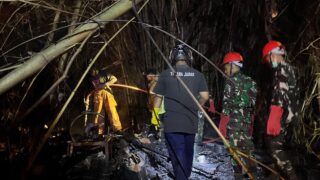 Kios Pandai Besi di Cikunten Tasikmalaya Terbakar, 6 Mobil Damkar Dikerahkan