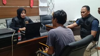 Sakit Hati Pisah Ranjang, Pria di Ciamis Bacok Istri dan Kakeknya