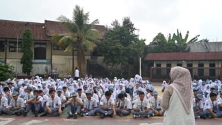 KPU Kota Tasikmalaya Sapa Siswa MAN 2, Tanamkan Kesadaran Demokrasi Sejak Dini